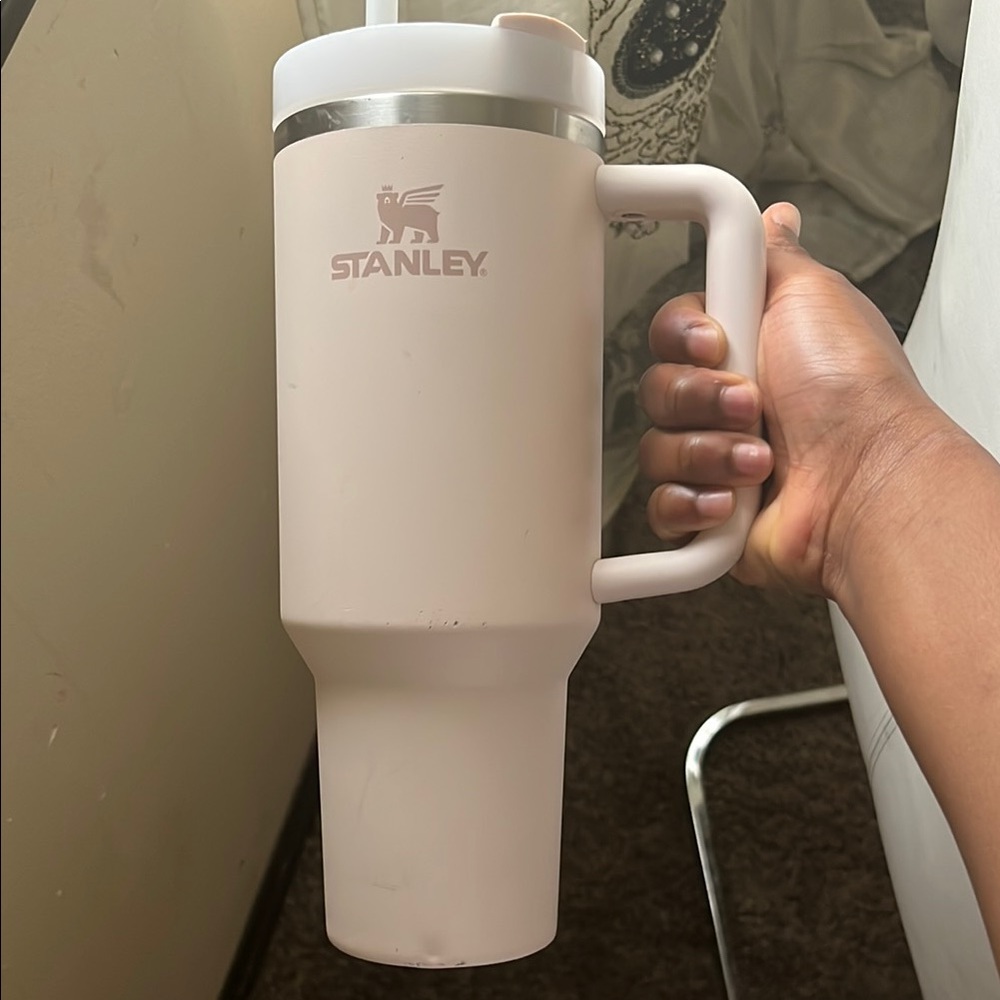 Stanley Cream Tumbler with Handle